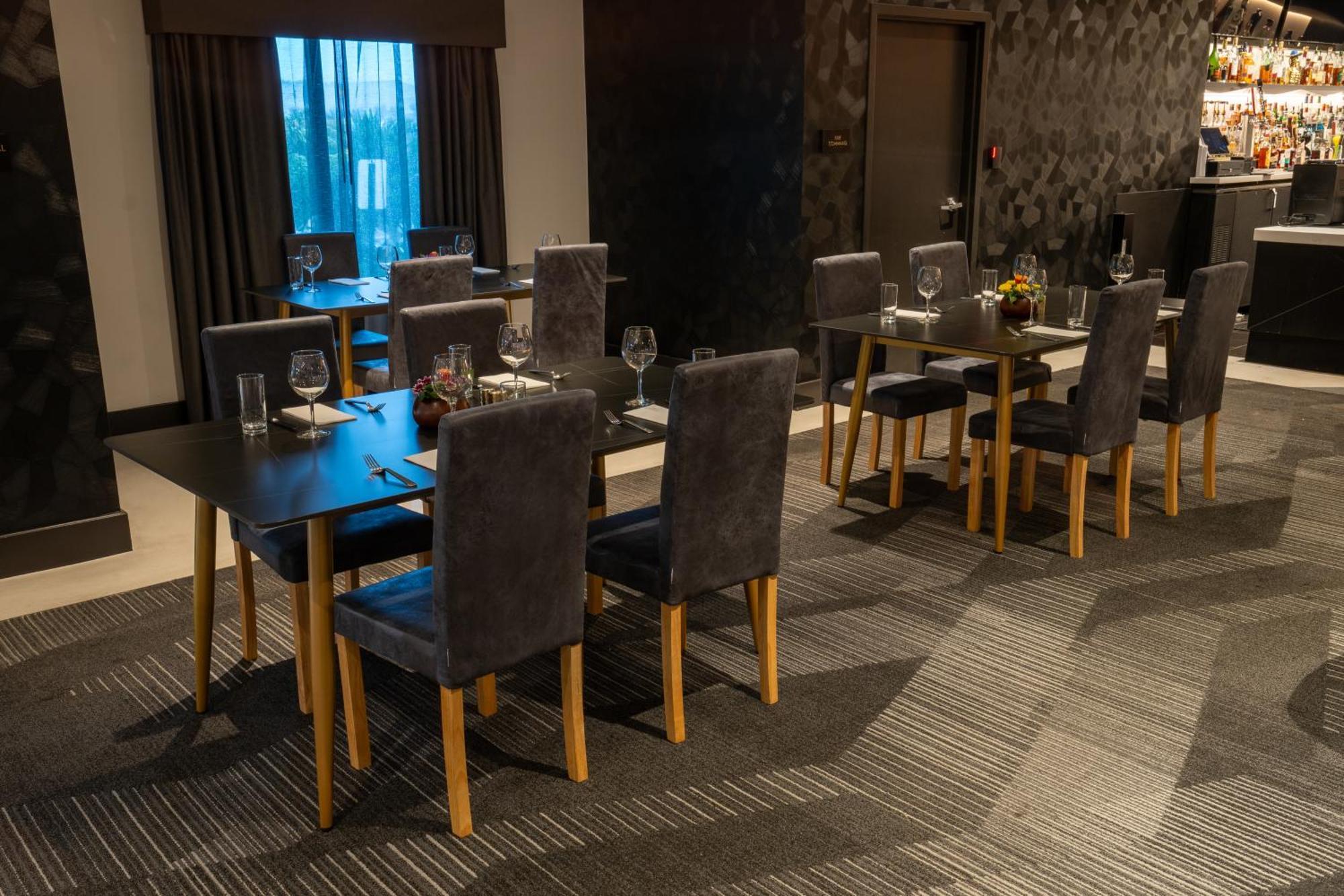 Champions Club And Hotel, Houston Westchase Luaran gambar